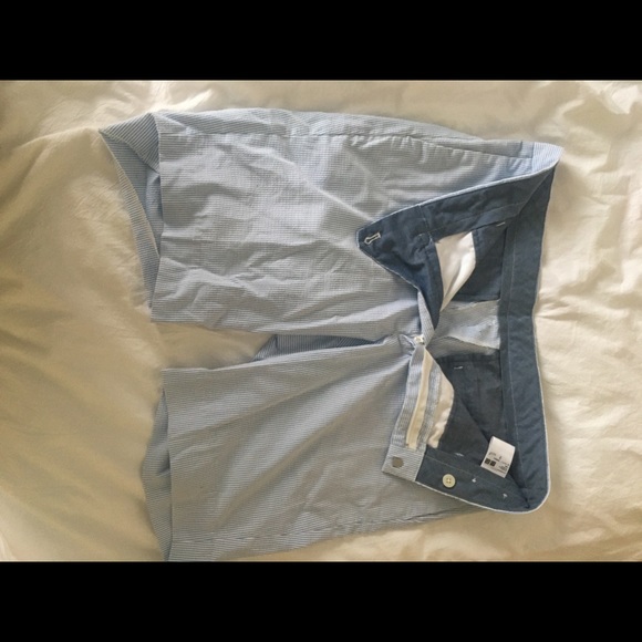 UNIQlo shorts, size Medium - Picture 1 of 3